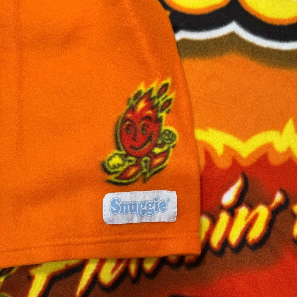 Cheetos Flamin Hot Snuggie Blanket Fleece‎ Chester Cheetah Lounge Wear